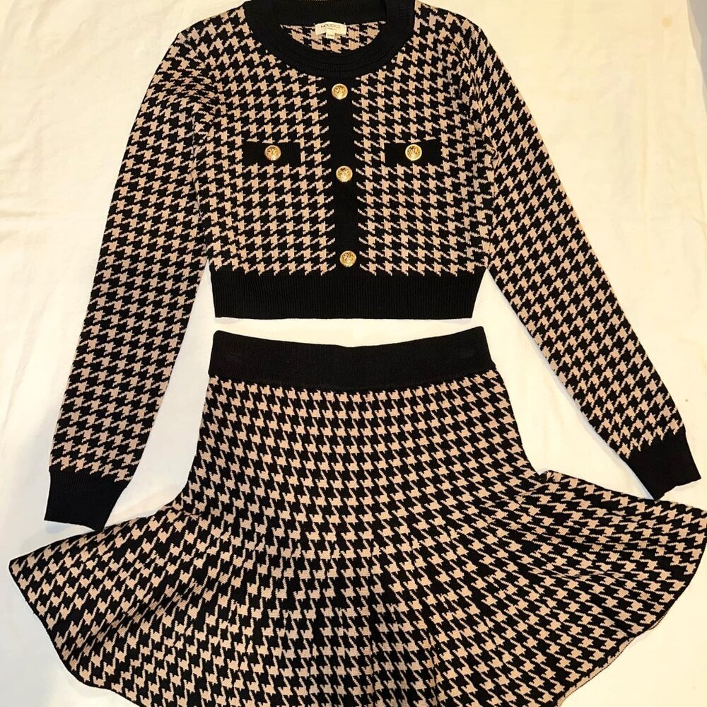 Moocci Paris - Long sleeve sweater top and skirt.